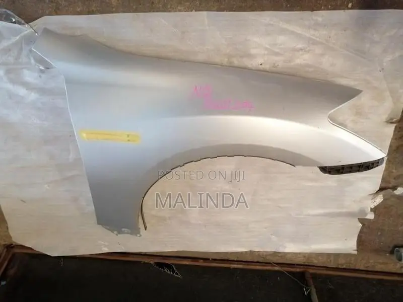 Toyota Crown (GWS204) LH/RH Fender - reconditioned