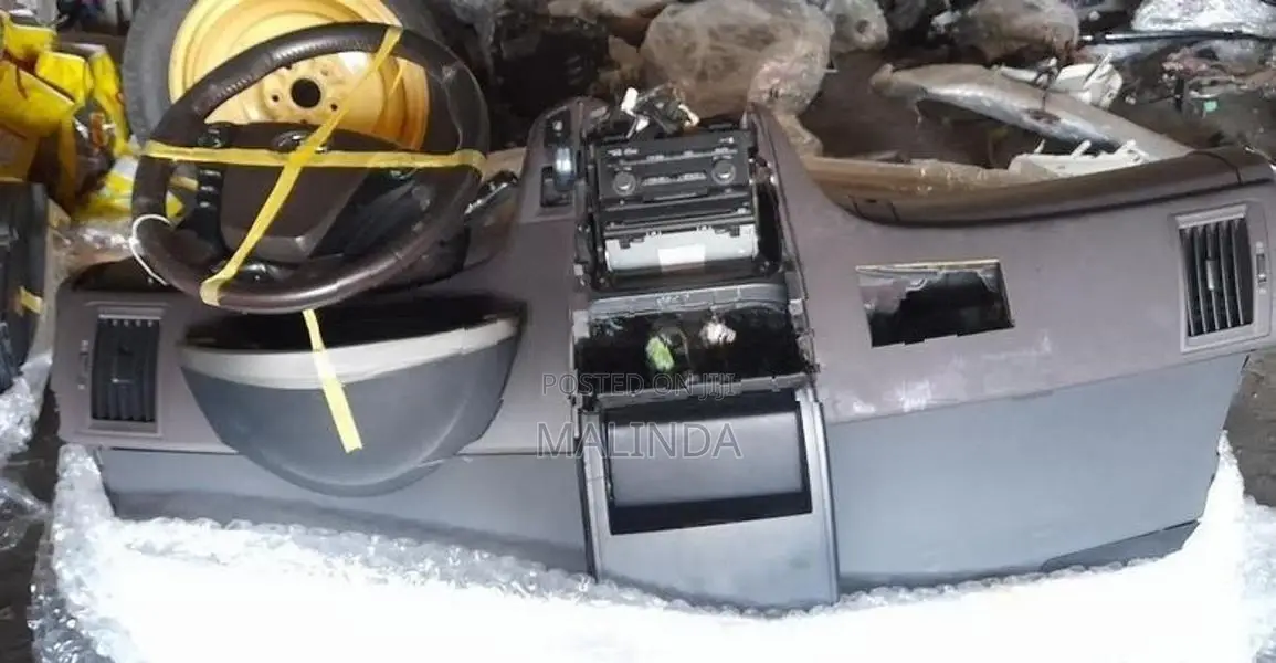 Toyota Sai (AZK10) Dash Board (Without Air Bag) - Reconditioned