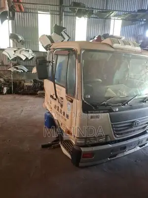 Nissan UD Bed Cabin - Reconditioned