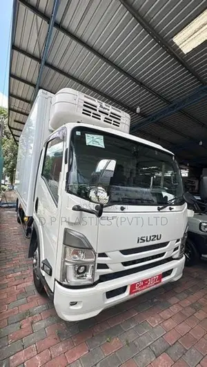 Isuzu Elf Freezer Truck (-30) 2021