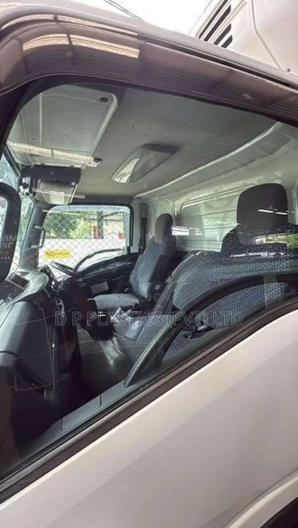 Isuzu Elf Freezer Truck (-30) 2021