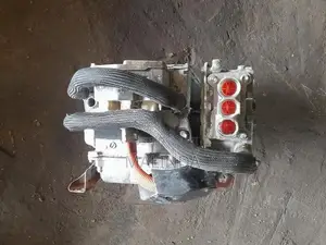 Toyota Estima (AHR20) Inverter - Reconditioned
