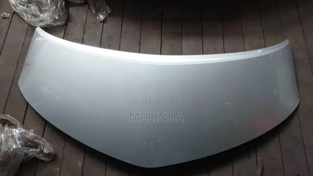 Toyota Estima (AHR20) Bonnet - Reconditioned