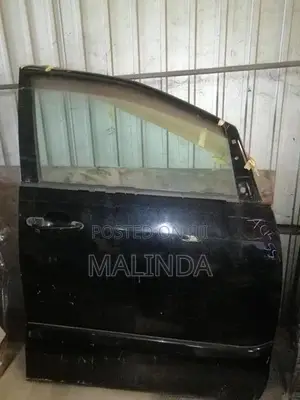 Toyota Estima (AHR20) RH Front Door - Reconditioned