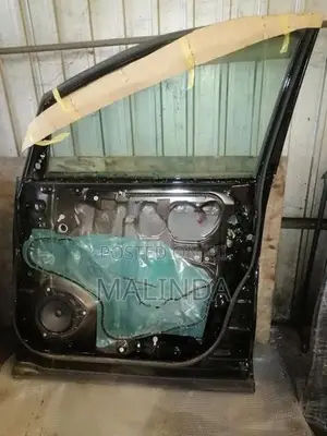 Toyota Estima (AHR20) RH Front Door - Reconditioned