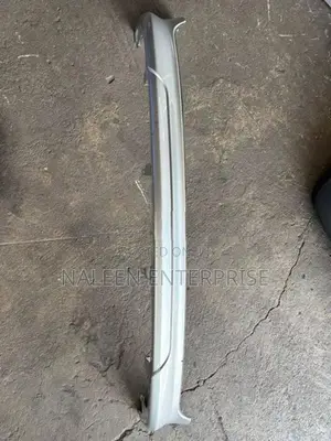 Toyota IST NCP60 Front Body Kit
