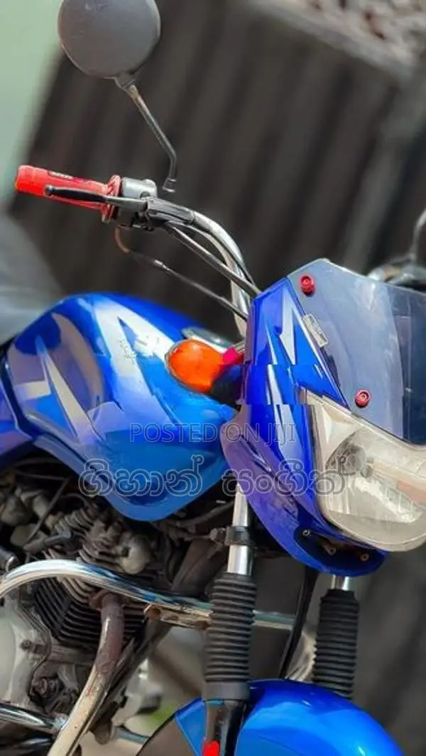 Bajaj CT100 2006