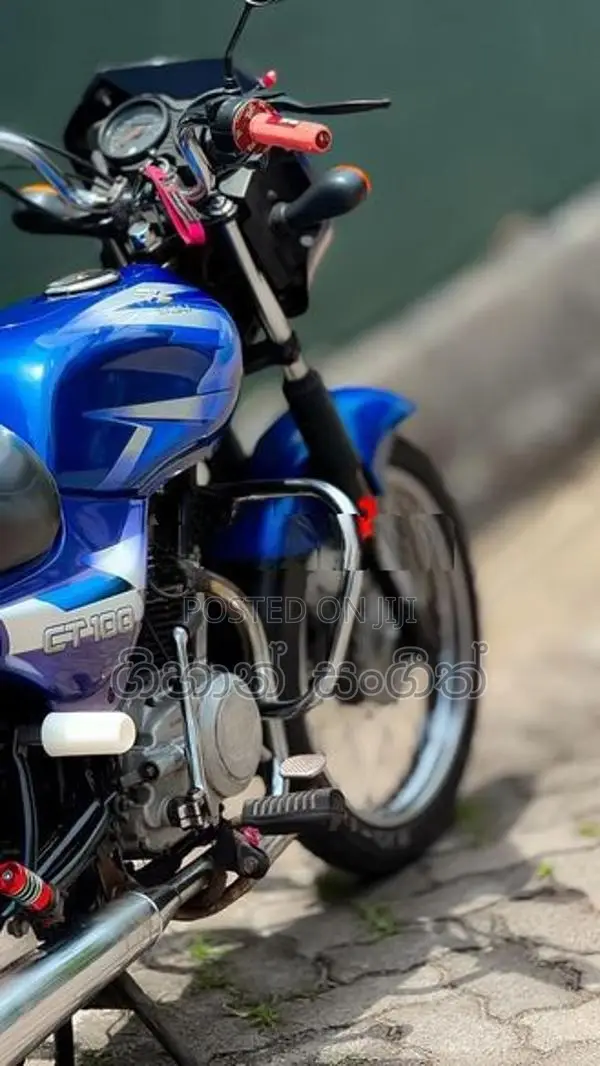 Bajaj CT100 2006