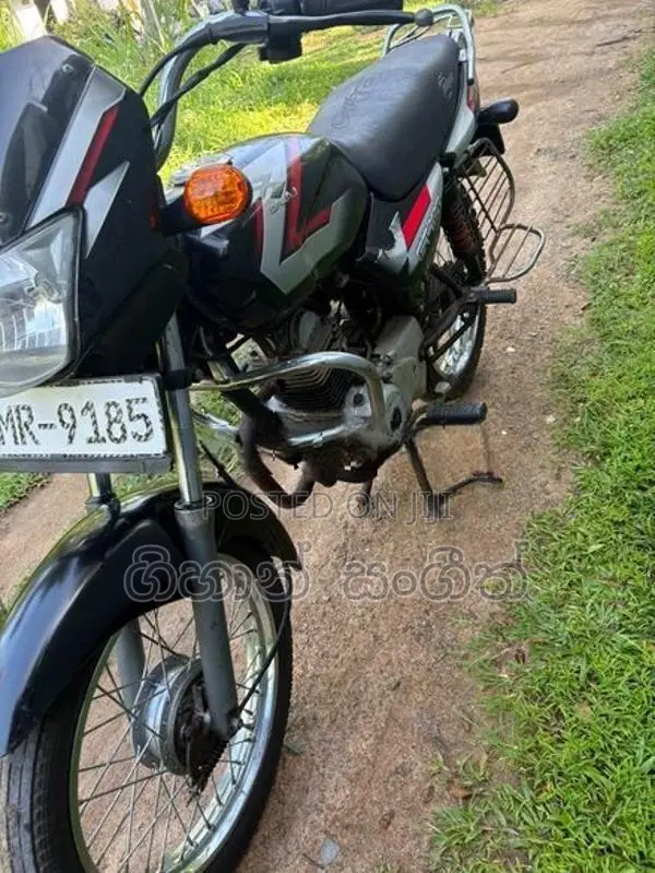 Bajaj CT100 2006