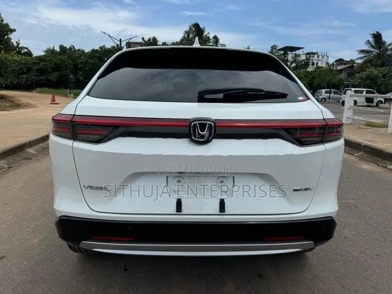 Honda Vezel Z Apple 2025