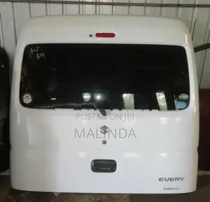 Suzuki Every (DA17) Complete Dicky Door - Reconditioned