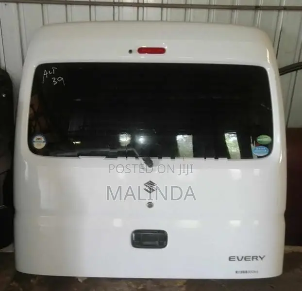 Suzuki Every (DA17) Complete Dicky Door - Reconditioned