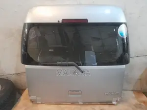 Suzuki Every (DA64) Complete Dicky Door - Reconditioned