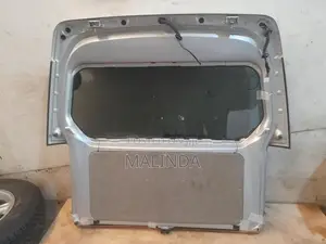 Suzuki Every (DA64) Complete Dicky Door - Reconditioned