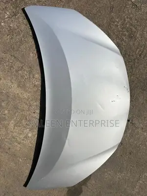 Toyota Aqua Bonnet