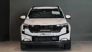 Kia Sonet GTX+ Glacier Pearl 2026