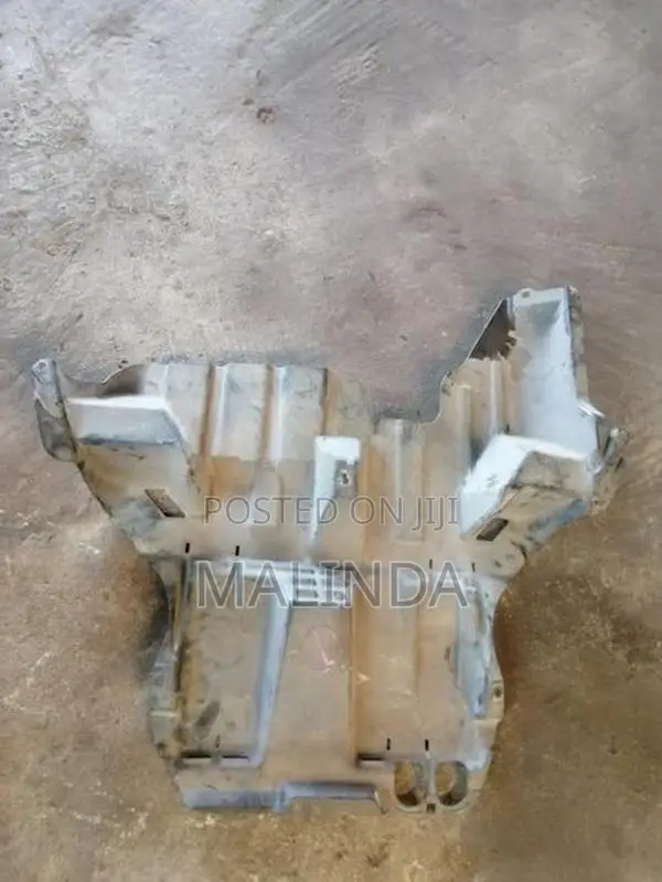 Suzuki Every (DA64) Under Guard - Reconditioned