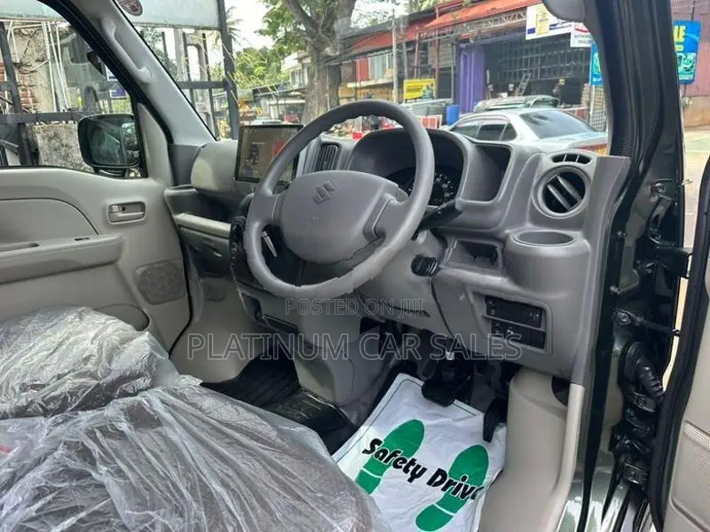 Suzuki Every Semi Join 2025