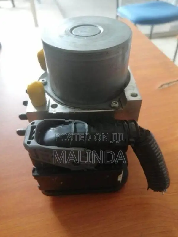 Nissan X-Trail (HNT32) ABS Pump Full Set - Reconditioned