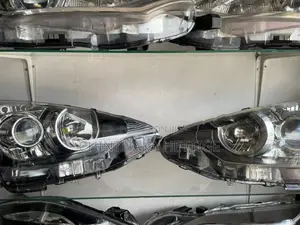 Toyota Aqua Blackbase Head Light