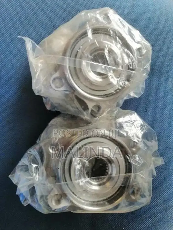 Nissan X-Trail (HNT32) Rear Hub