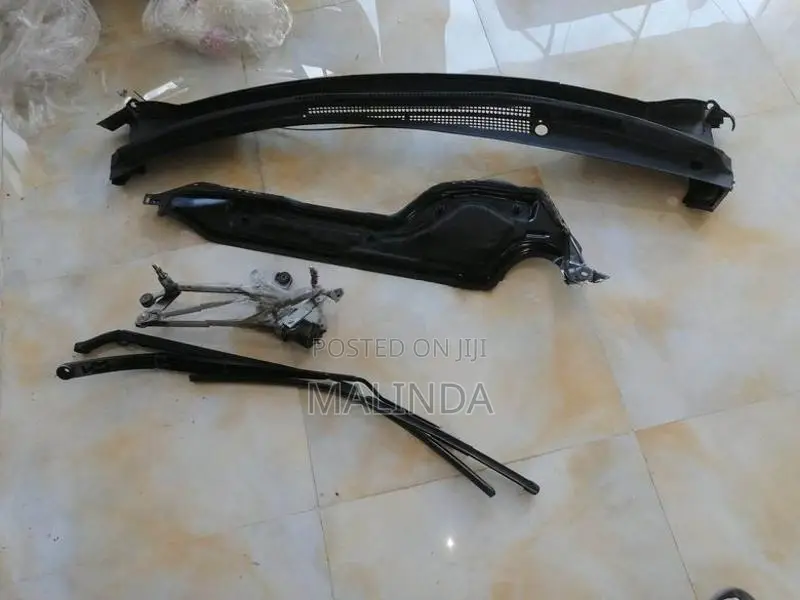 Honda Fit (GP5) Wiper Panel Set - Reconditioned