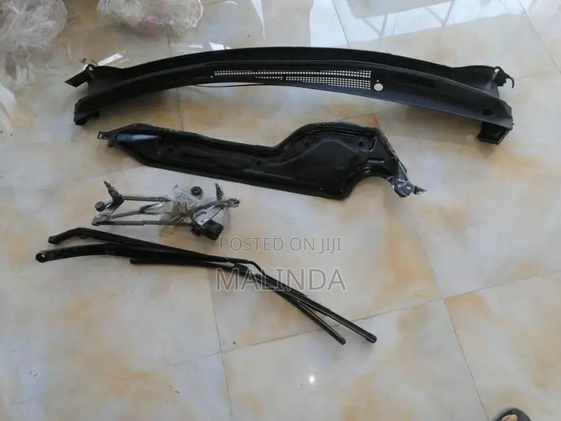 Honda Fit (GP5) Wiper Panel Set - Reconditioned