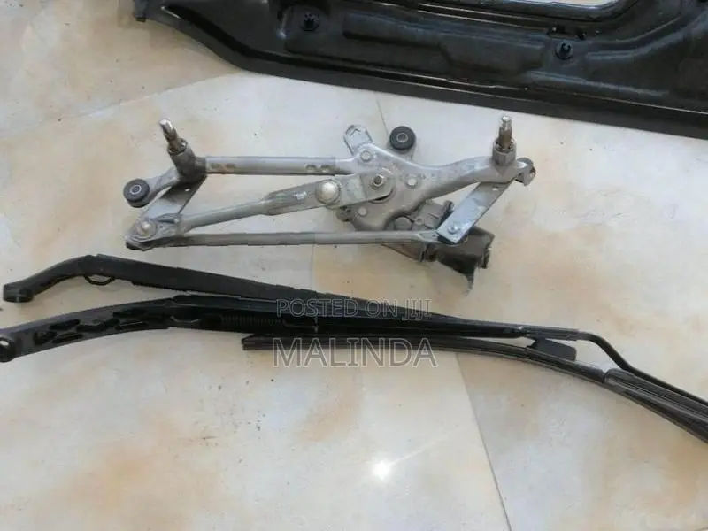 Honda Fit (GP5) Wiper Panel Set - Reconditioned