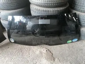 Honda Fit (GP5) Rear Windscreen - Reconditioned
