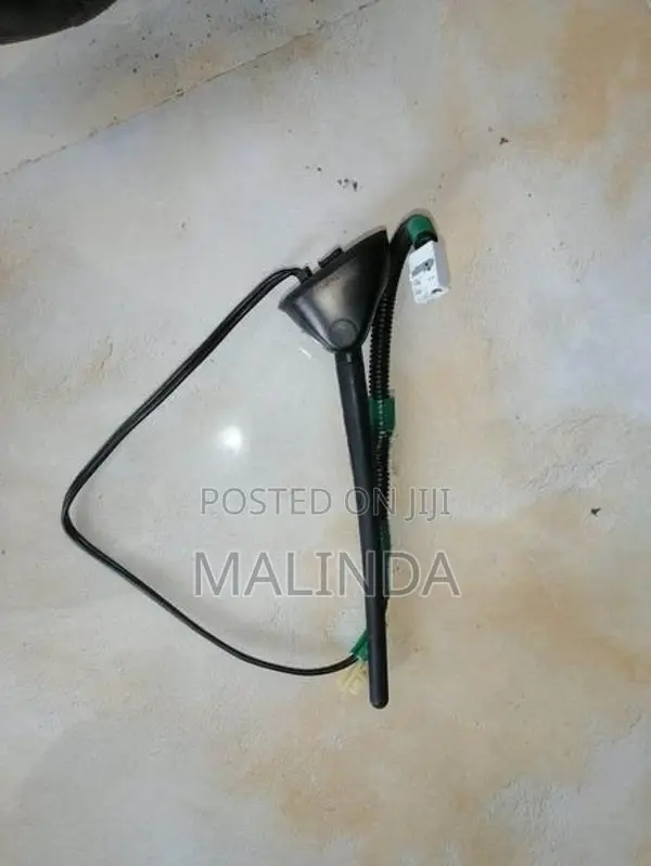 Honda Fit (GP5) Antenna - Reconditioned