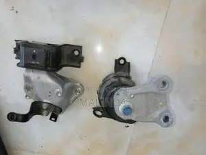 Honda Fit (GP5) Engine Mount Set - Reconditioned