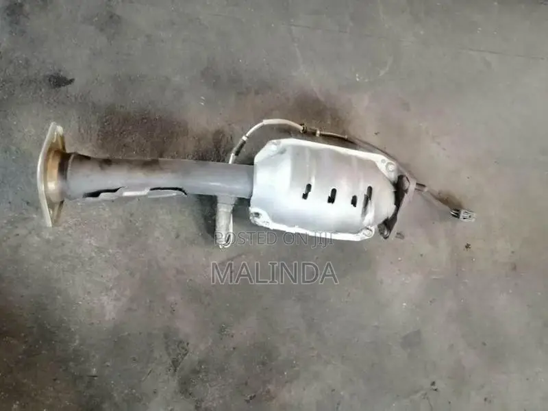 Honda Fit (GP5) Catalytic - Reconditioned