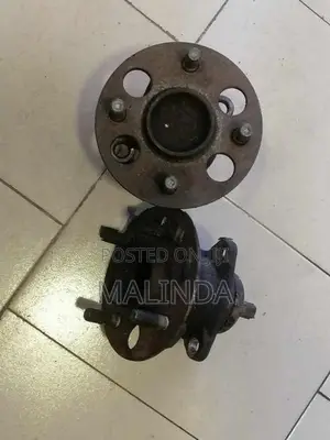 Toyota Axio Rear Hub - Reconditioned
