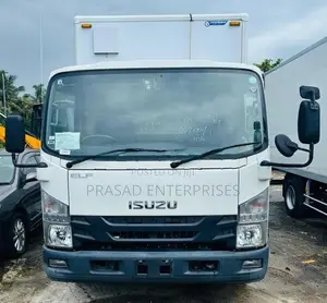 Isuzu Elf FIBER BODY 2018