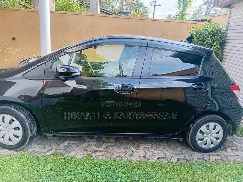 Toyota Vitz 2013