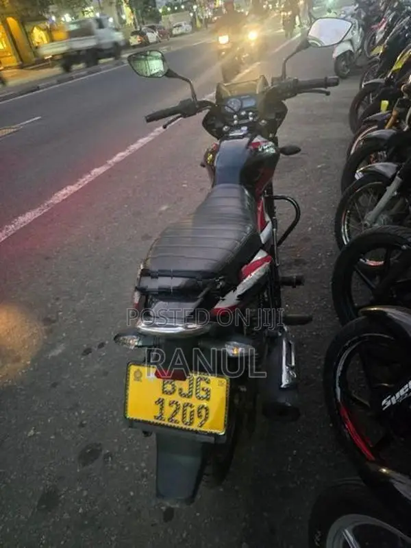 Bajaj Discover 125 2024