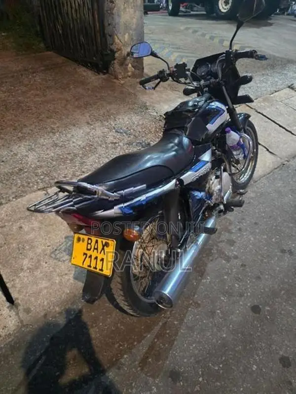 Bajaj CT100 2014