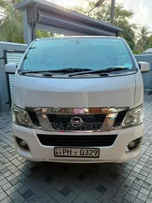 Nissan Caravan E 26 2015