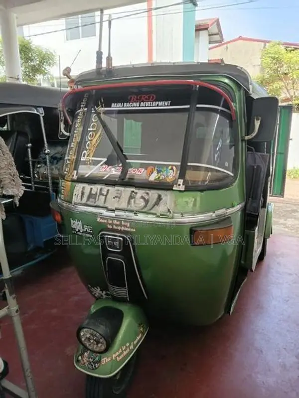 Bajaj RE Three Wheeler 2003