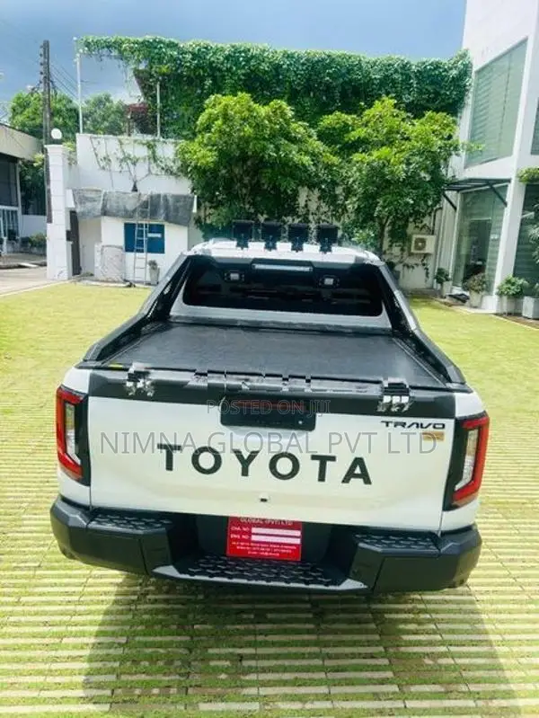 Toyota Hilux Travo Overland Plus 2026