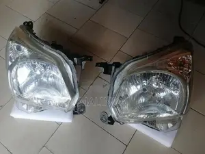 Suzuki Spacia (MK42S) X enon LH/RH Head Light - Reconditioned