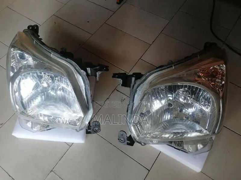 Suzuki Spacia (MK42S) X enon LH/RH Head Light - Reconditioned