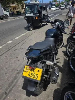 Bajaj Pulsar 180 2012