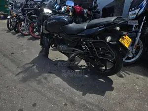 Bajaj Pulsar 180 2012