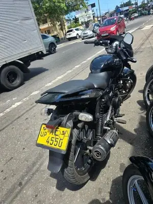 Bajaj Pulsar 180 2012