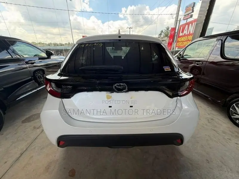 Toyota Yaris G 360 2024