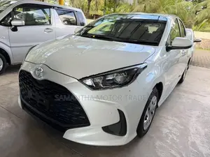 Toyota Yaris X Grade 2025