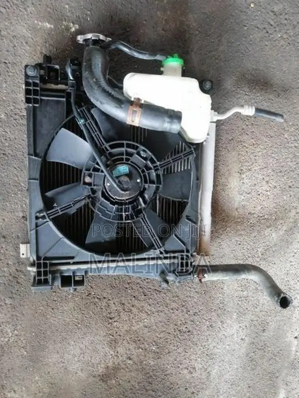 Suzuki Hustler Radiator Complete - Reconditioned