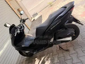 Honda PCX160 2022