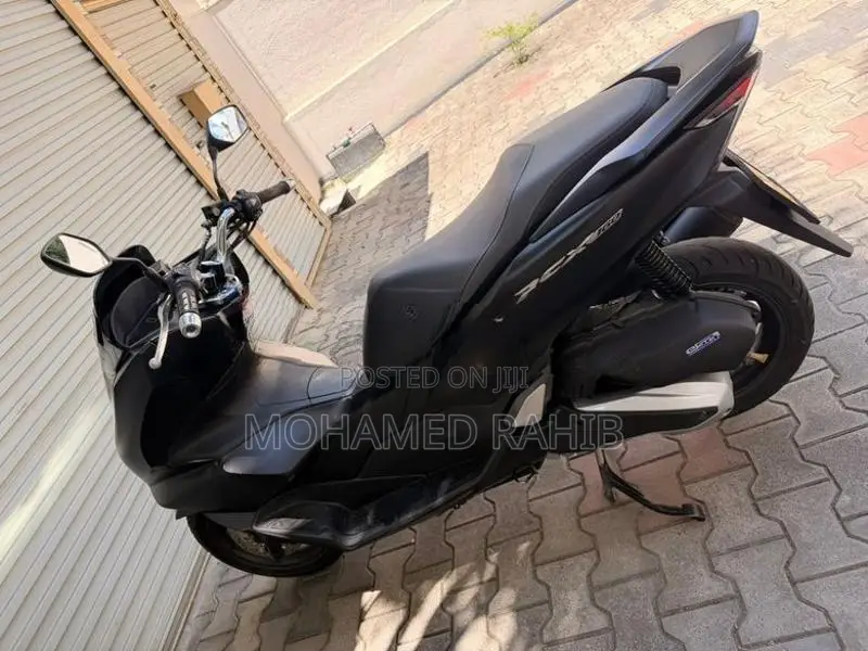 Honda PCX160 2022
